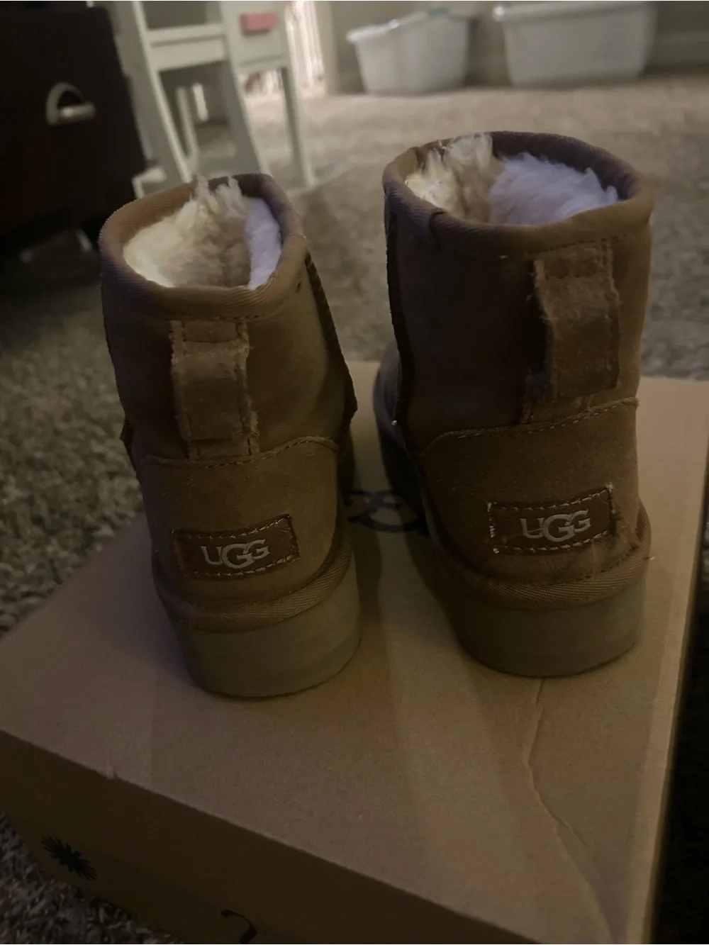 Girls Ugg Platform